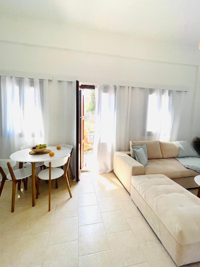 Casa Chara Appartement Sými Buitenkant foto
