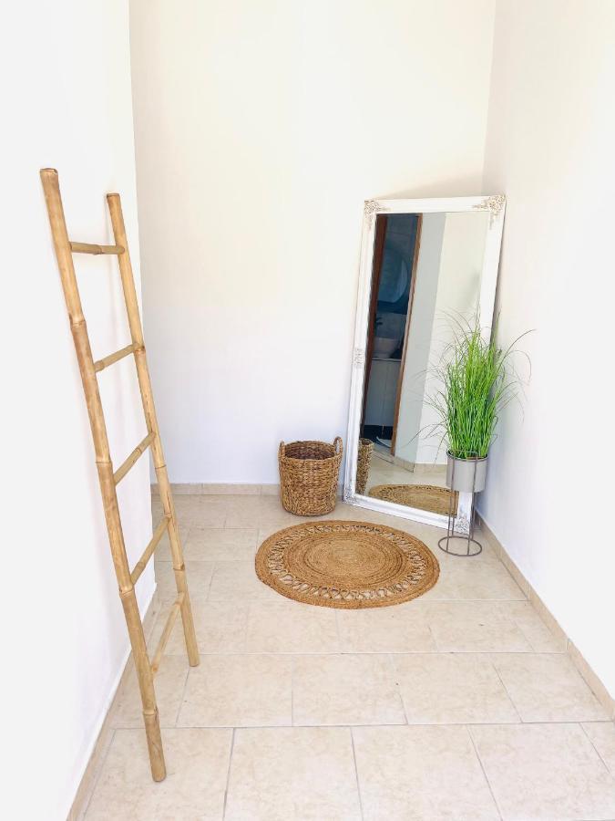 Casa Chara Appartement Sými Buitenkant foto